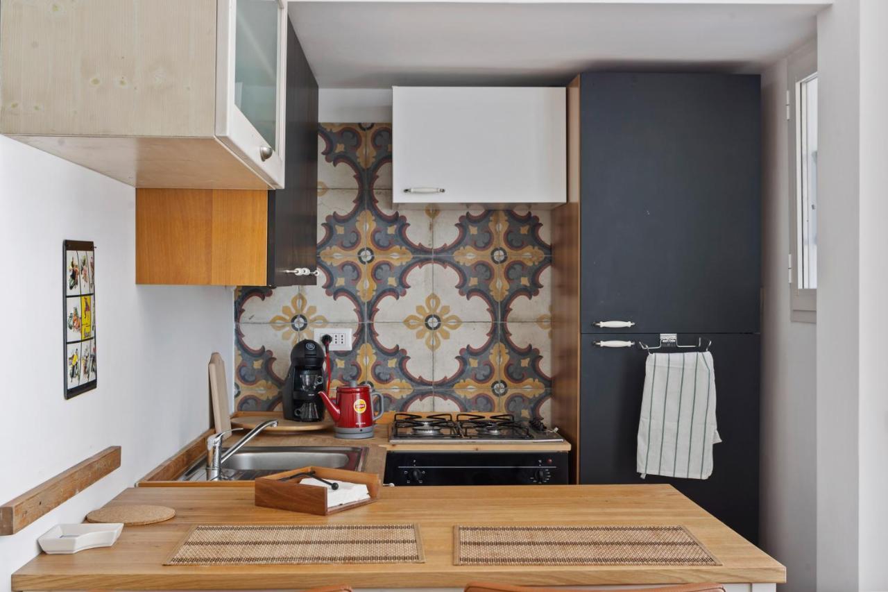 Madonella Apartment Con Terrazzo Bari Exterior foto